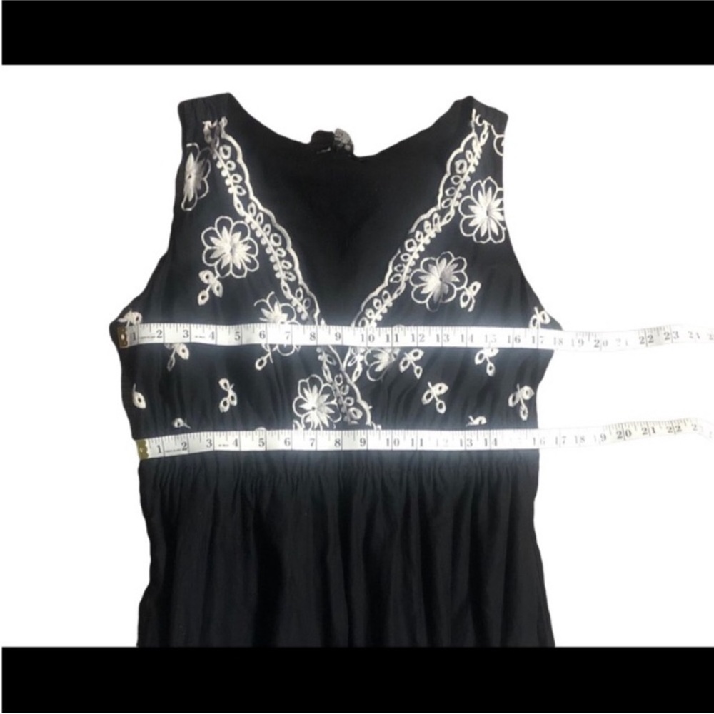 KAREN KANE Black And White FEMININE Sleeveless EYELET Dress Size Large - Picture 7 of 11